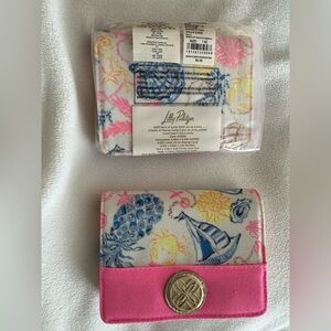 NWT LILLY PULITZER 2 GWP DECK OF CARDS 2 SETS 4 DECKS OF CARDS 2 CARD CASES